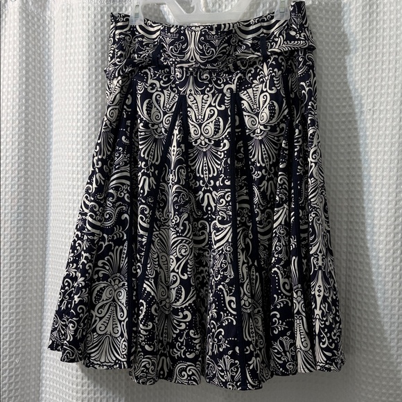 INC International Concepts Women’s  Navy & White  Print Skirt – Size 6 - Picture 5 of 7